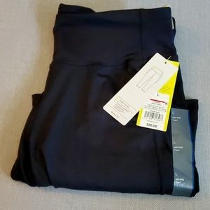 All in motion Capri leggings